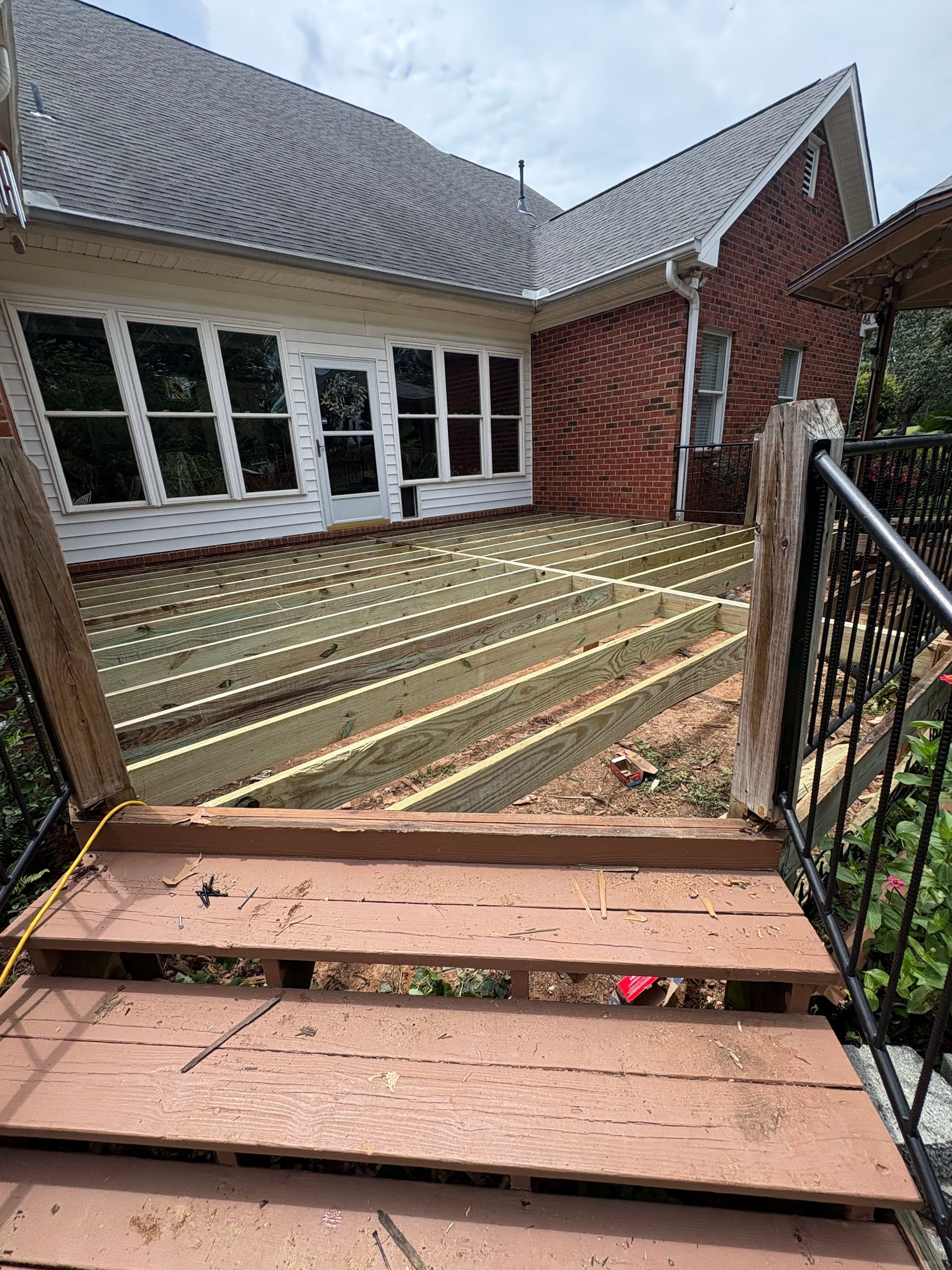 Gallery photos for Rotten Joists and Soft Boards Got a Full Deck Rebuild: Image #2