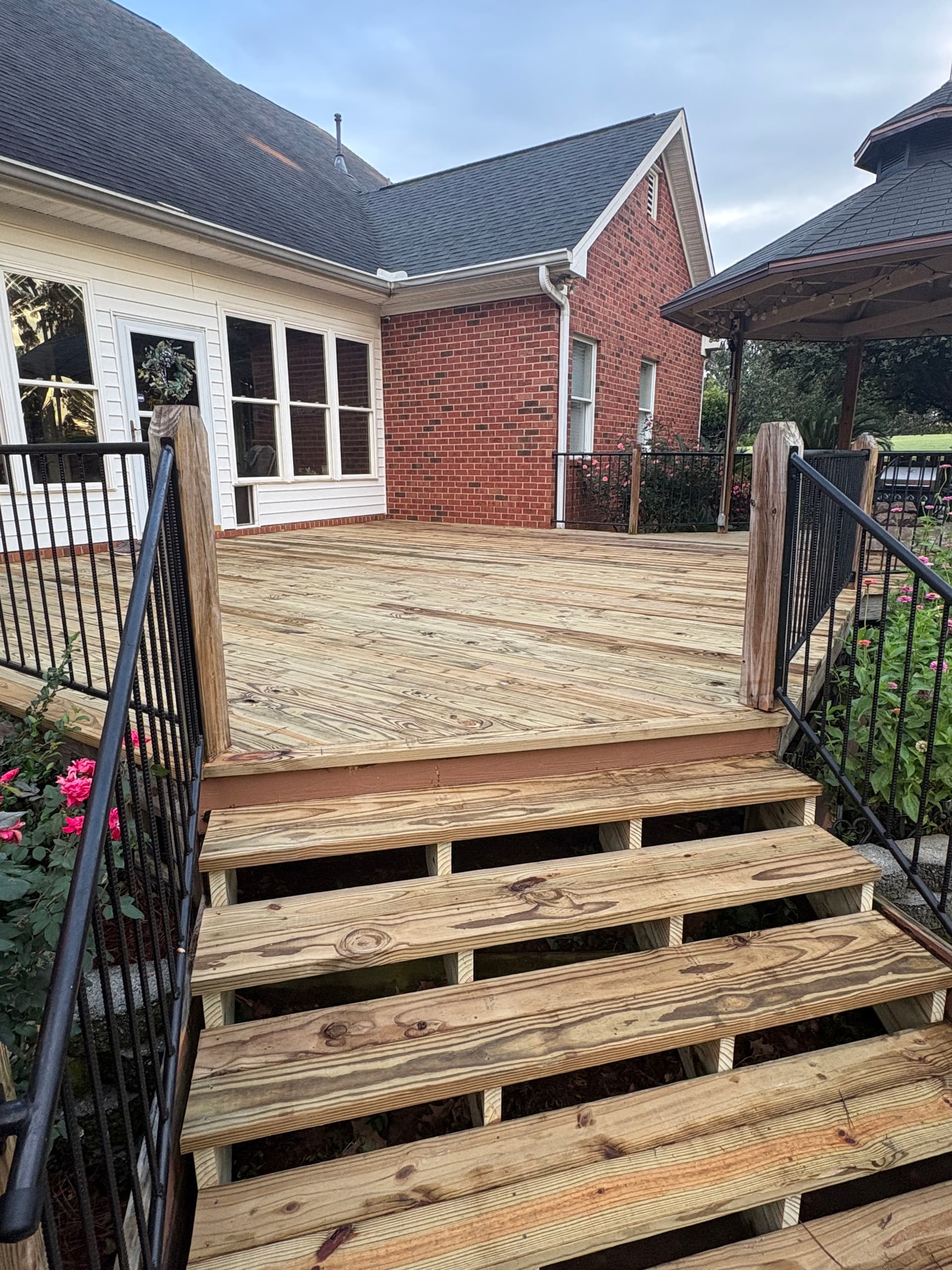 Gallery photos for Rotten Joists and Soft Boards Got a Full Deck Rebuild: Image #1