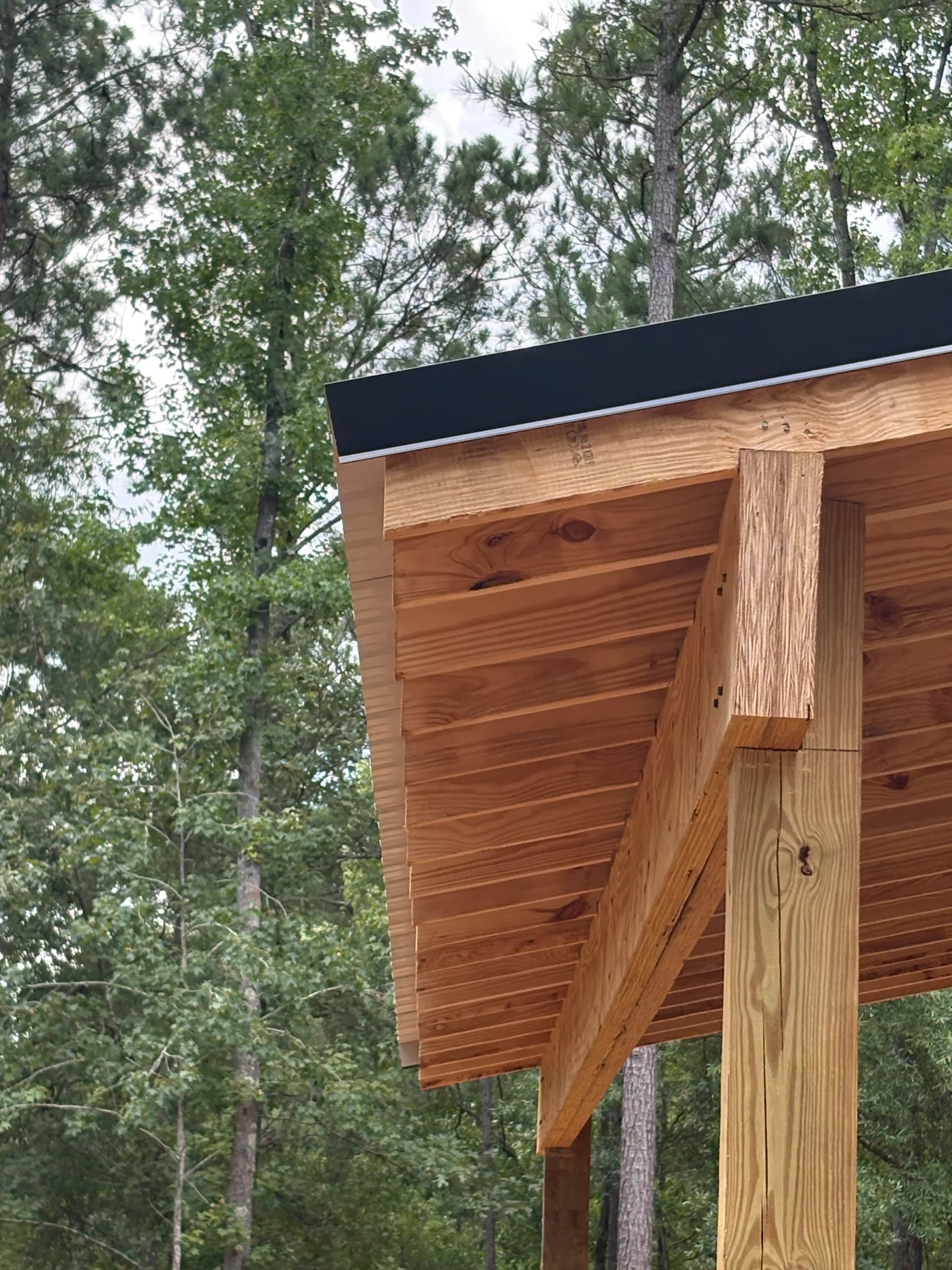 Gallery photos for Spacious New Deck and Lean-To Cover Built for Year-Round Use: Image #6