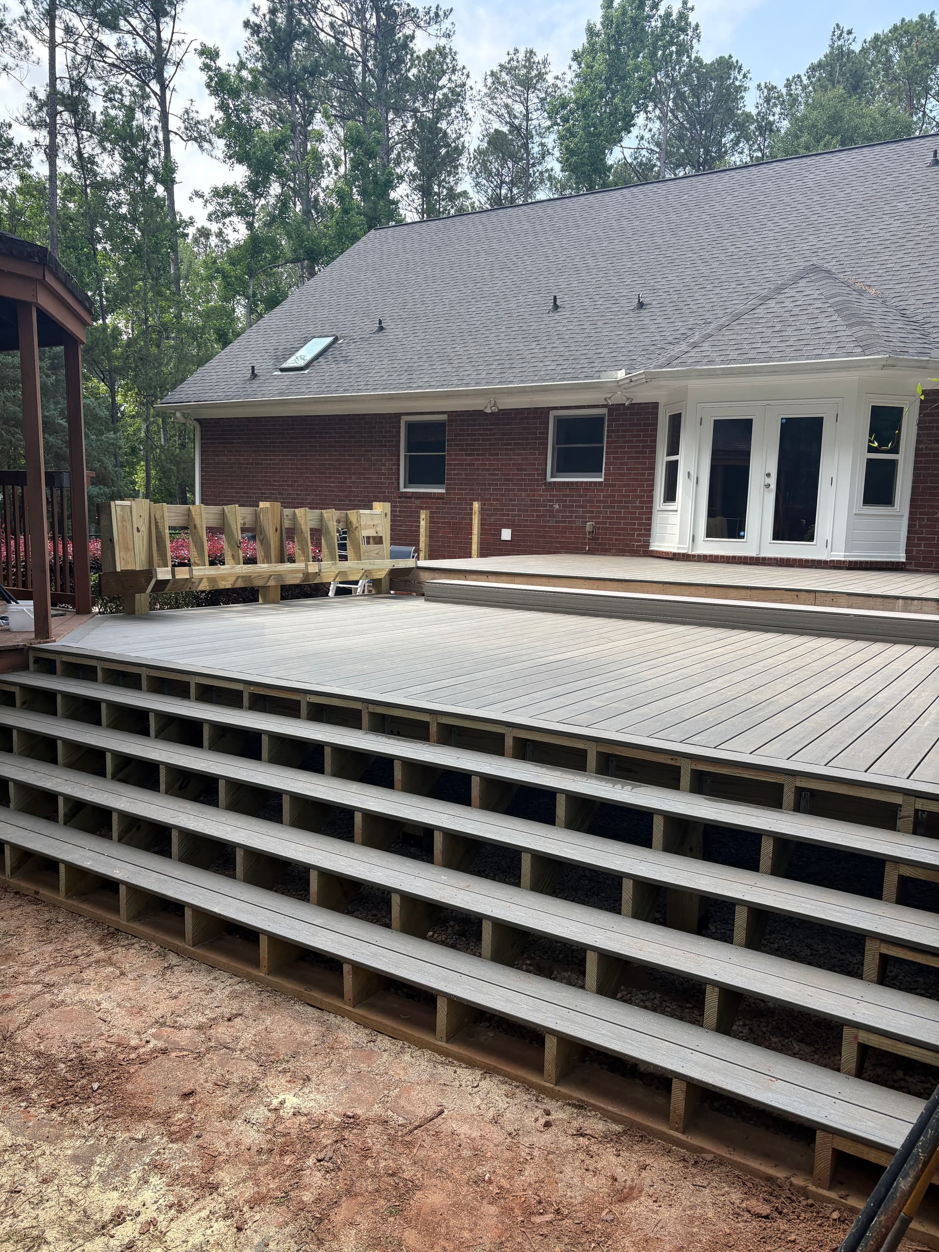 Gallery photos for Old Deck Torn Down and Rebuilt With TimberTech and Wire Railing: Image #3
